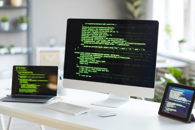 Difference between a software developer and software engineer